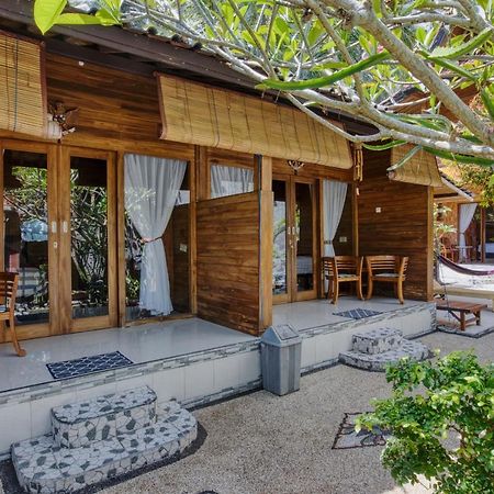 Linas Villas Toyapakeh Buitenkant foto
