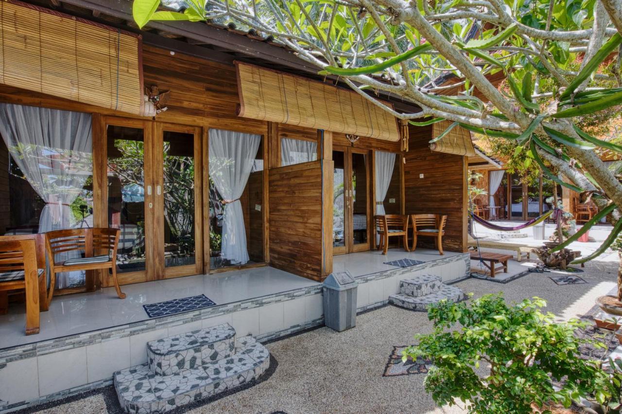Linas Villas Toyapakeh Buitenkant foto