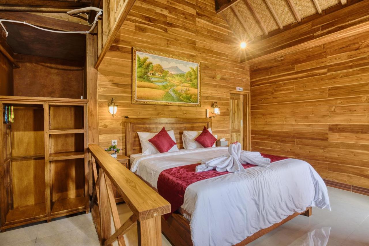 Linas Villas Toyapakeh Buitenkant foto