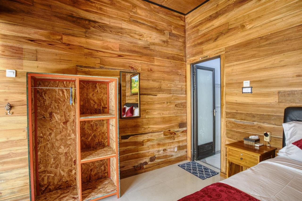 Linas Villas Toyapakeh Buitenkant foto